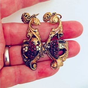 listing-status-banner